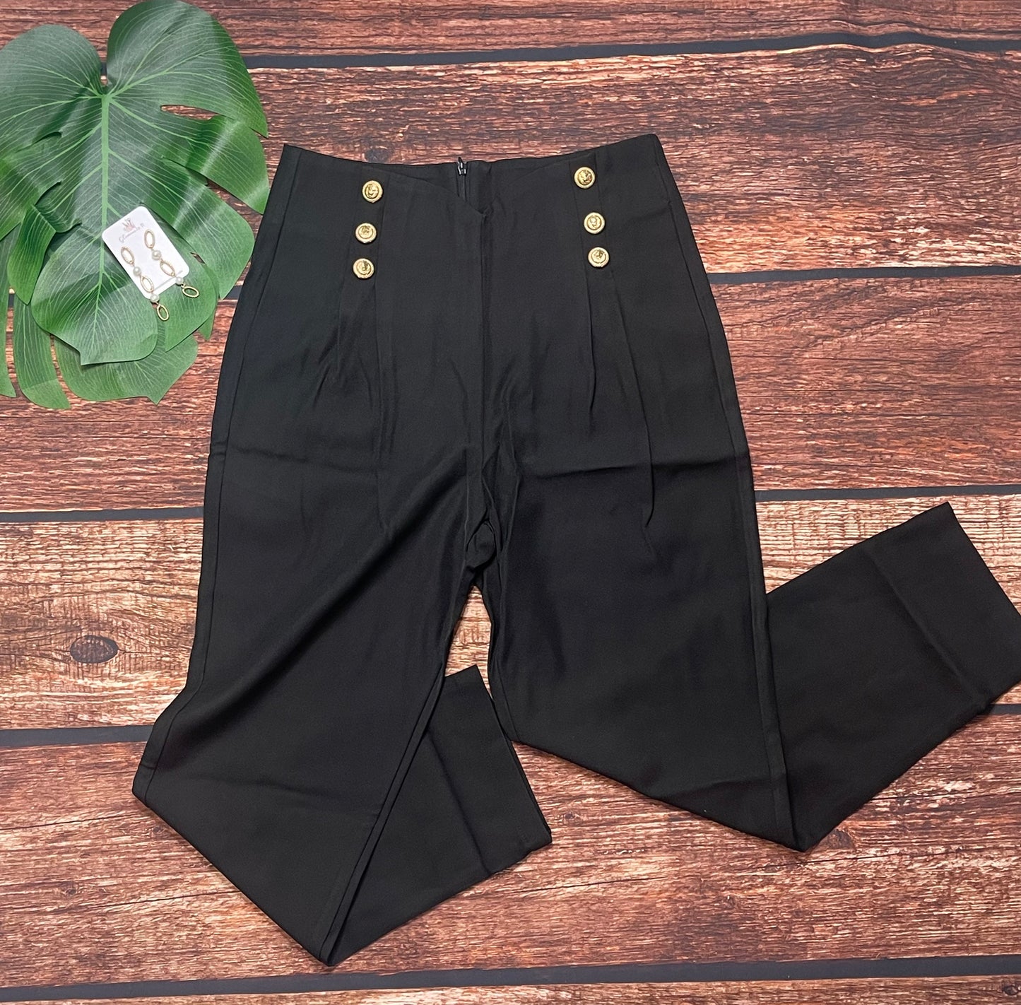 Black Double Breasted Pleated Cropped Pants