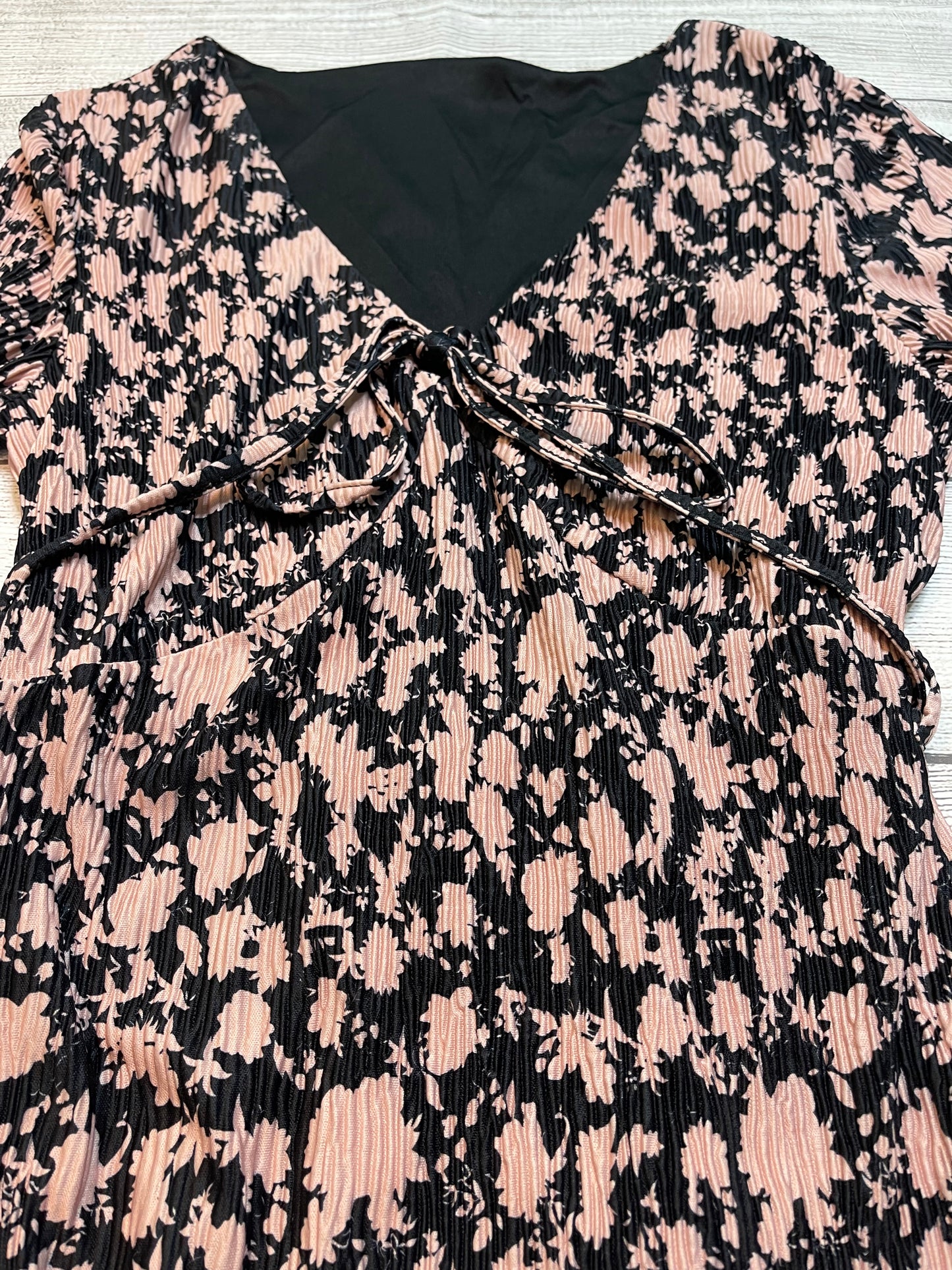 Black Lace-up Floral Dress