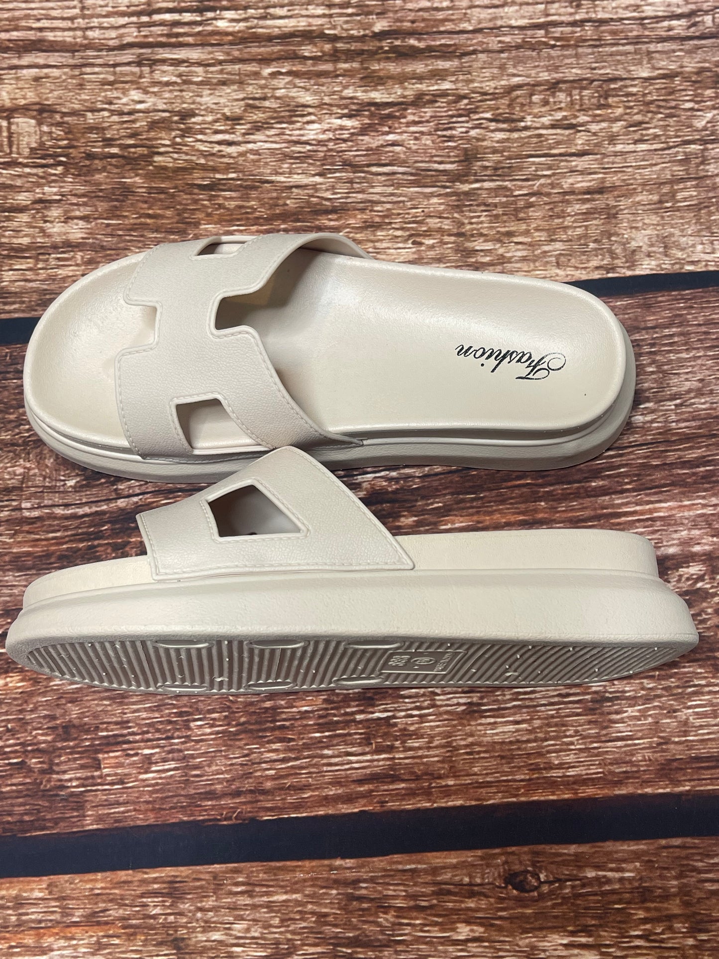 Beige Cutout Design Platform Slippers